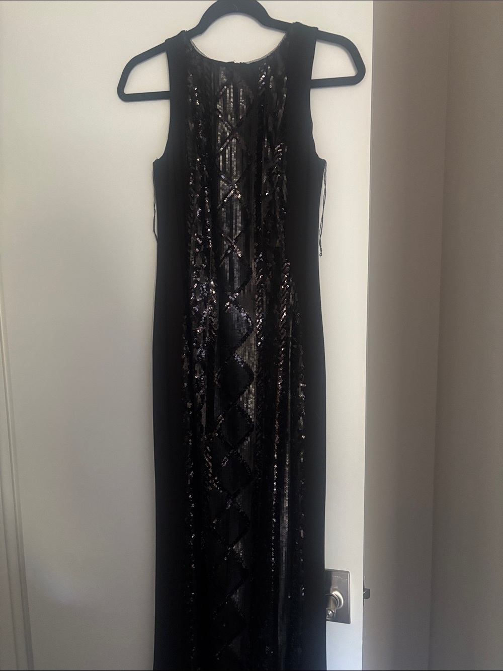 Adriana Papell Black Sequin Panel Sleeveless Evening Dress
